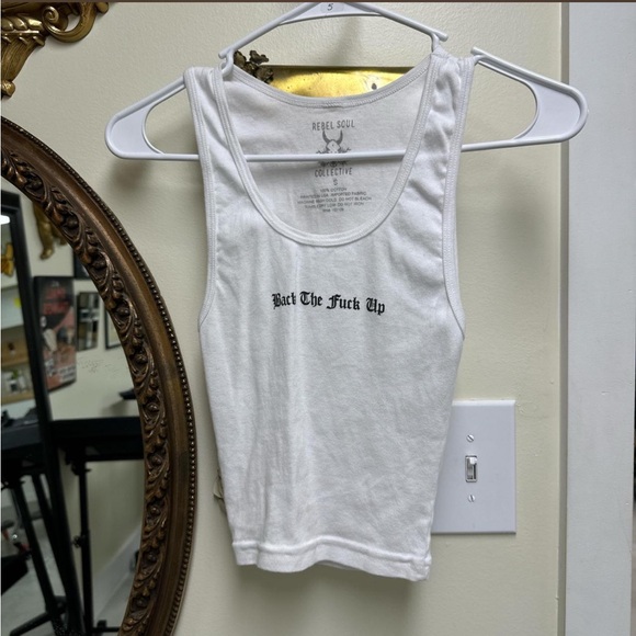White Graphic Tank Top - Picture 4 of 7